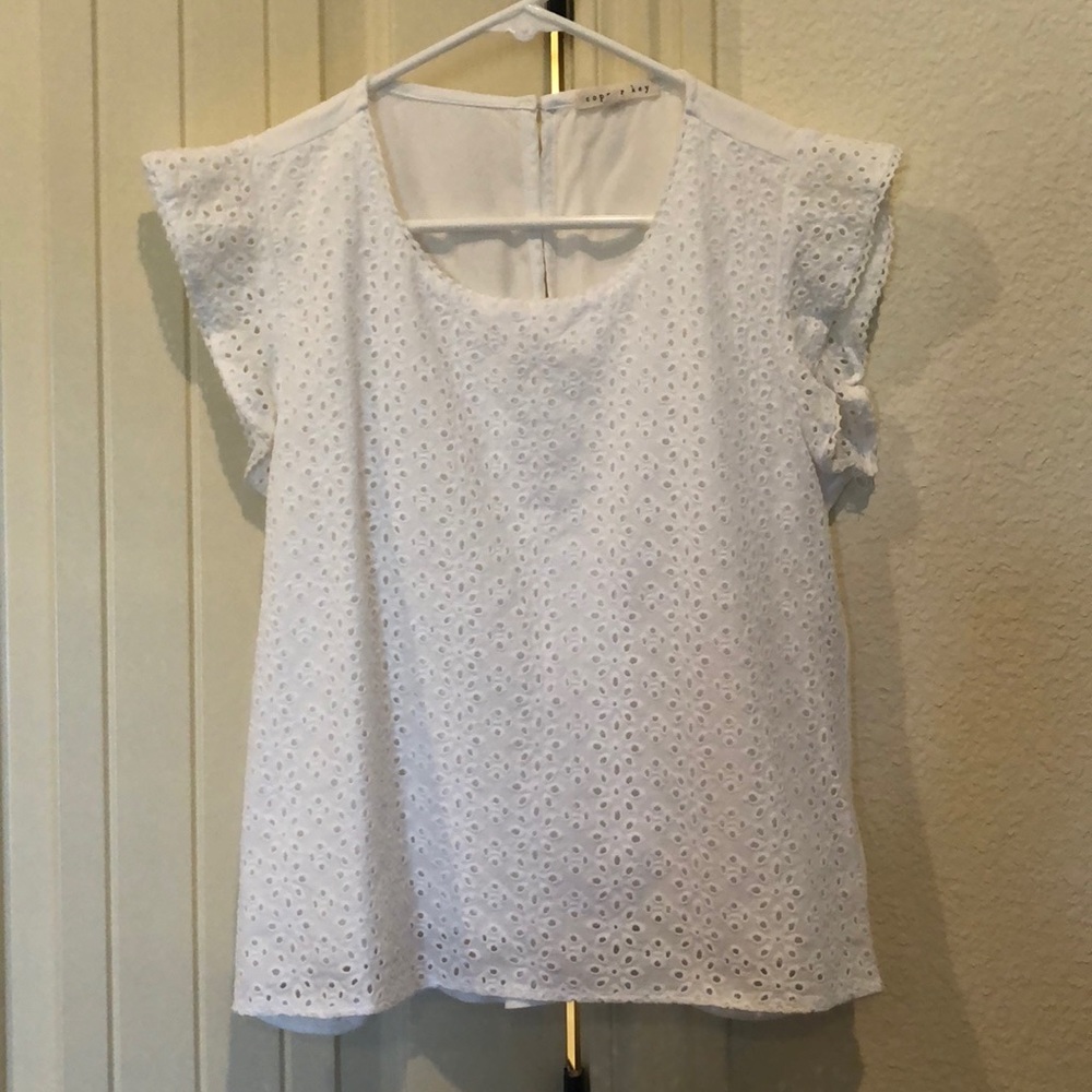 Flutter sleeve Top